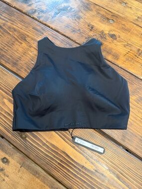 Skims Black Shine High-Neck Sports Bra. Size 36C. NWT